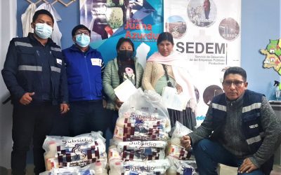 El Servicio de Desarrollo de las Empresas Públicas Productivas SEDEM a través de sus brigadas móviles, llegó al municipio de COLQUIRI de la provincia Inquisivi, en el departamento de La Paz para realizar la entrega de paquetes del Subsidio Universal Prenatal por la Vida.